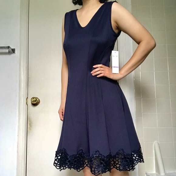 Navy lace dress - Picture 2 of 5